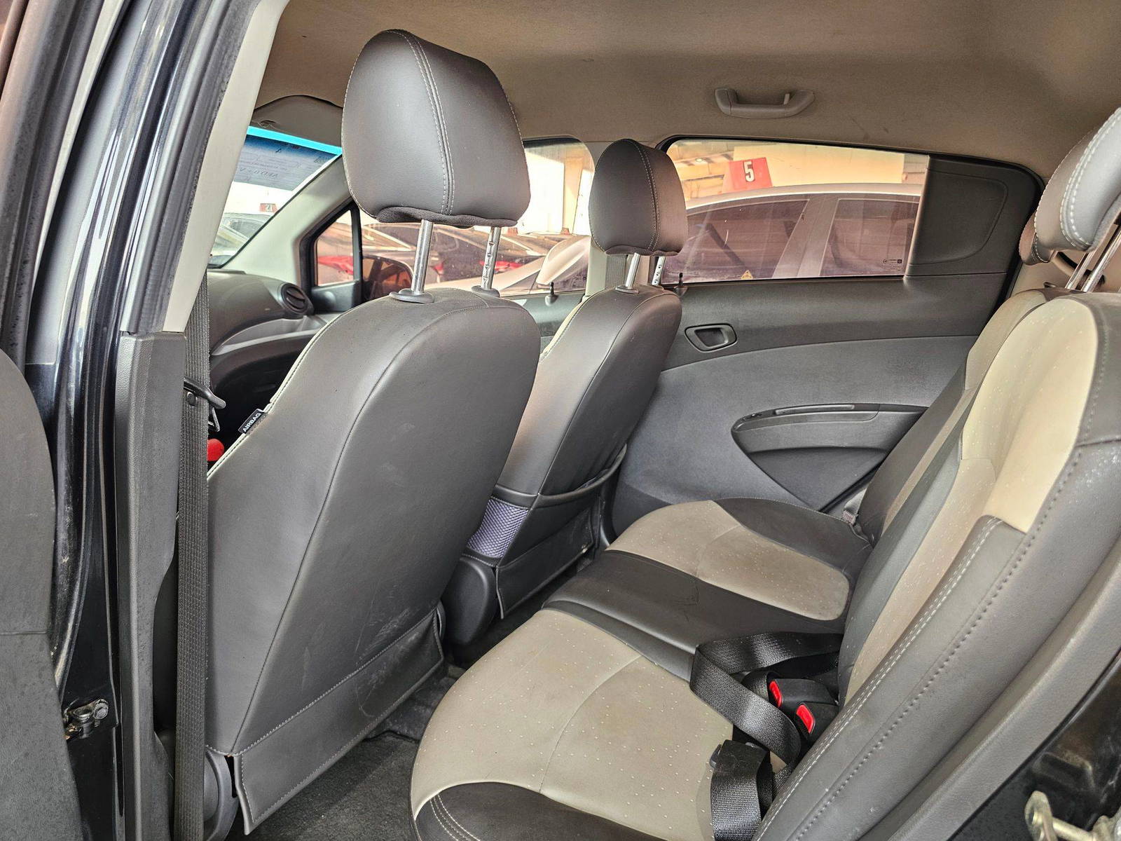2012 CHEVROLET SPARK — 148458 KM — Lot 593632 — Ind. 12 - Marhaba Auctions Used Cars - Image 6