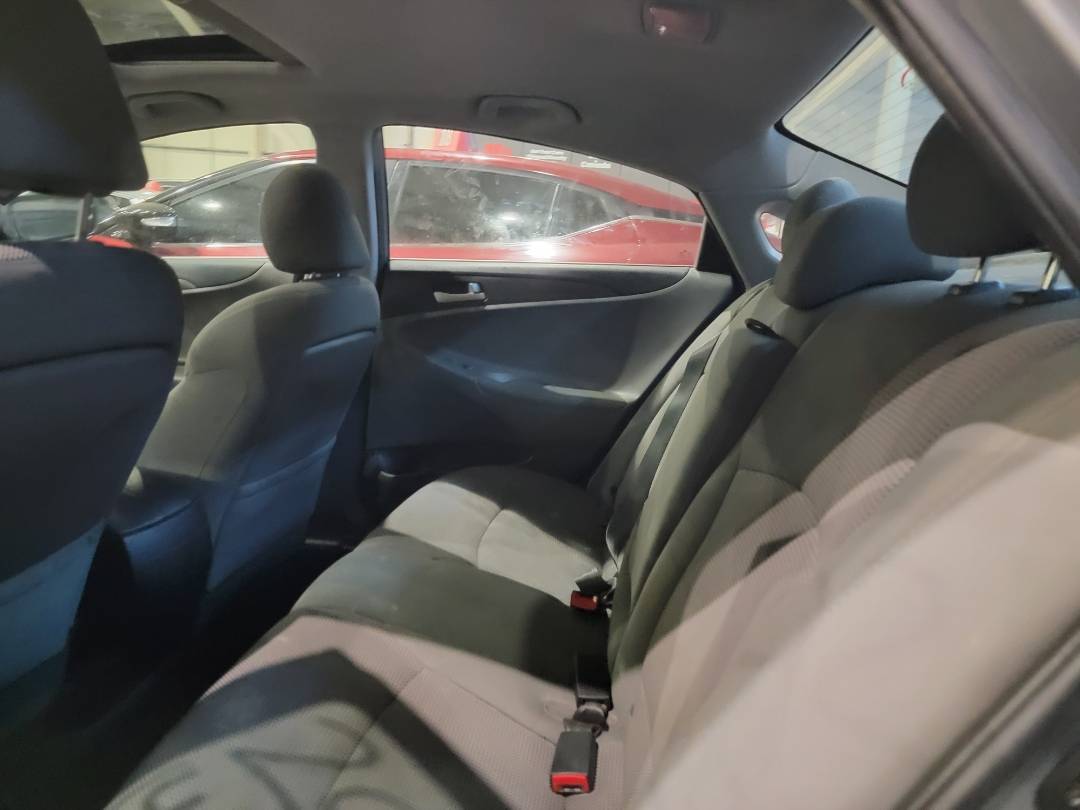 2014 HYUNDAI SONATA — 169368 KM — Lot 20209370 — Main - Marhaba Auctions Used Cars - Image 6