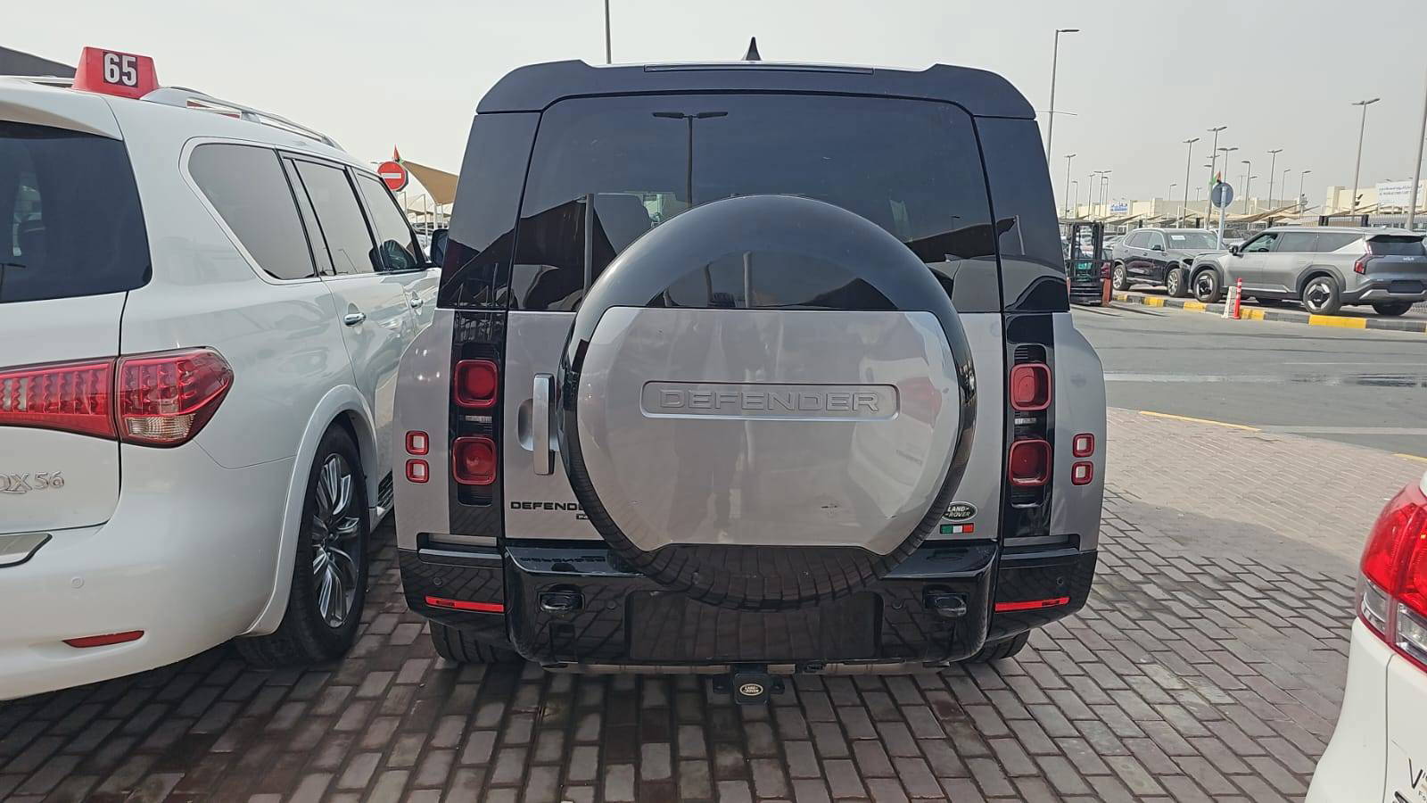 LAND ROVER DEFENDER 130 X DYNAMIC SE 2023 - Marhaba Auction Used Cars - Image 12