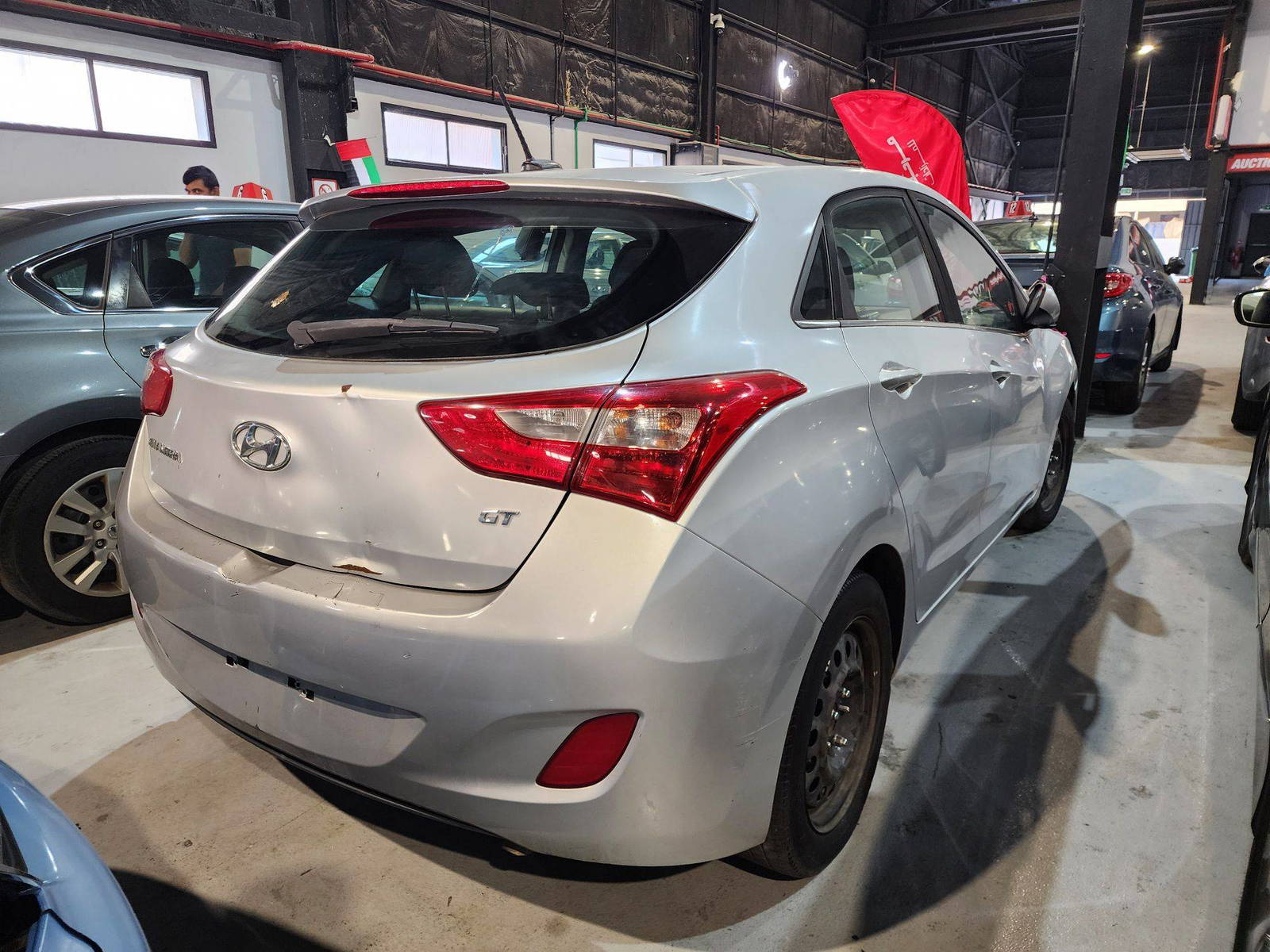 2017 HYUNDAI ELANTRA GT — 174517 Miles — Lot 72242794 — Souq - Marhaba Auctions Used Cars - Image 5
