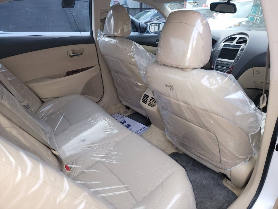 2009 LEXUS ES 350 — 227058 Miles — Lot 337606 - Marhaba Auctions Used Cars - Image 5
