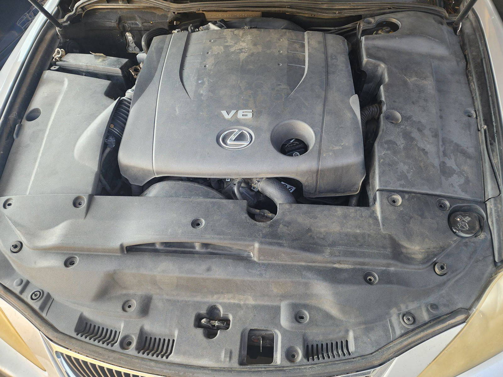 2007 LEXUS IS 250 — 320113 Miles — Lot 37623457 - Marhaba Auctions Used Cars - Image 7