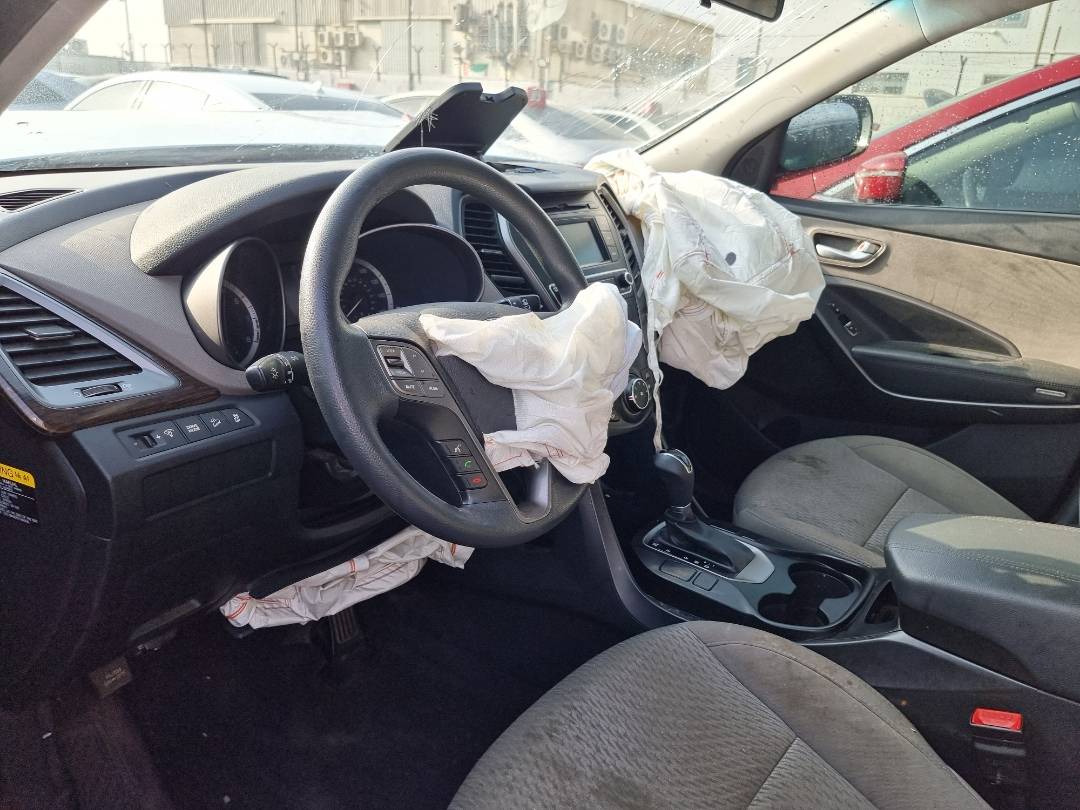 HYUNDAI SANTA FE SPORT 2018 - Marhaba Auction Used Cars - Image 6