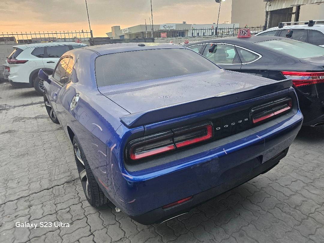 DODGE CHALLENGER