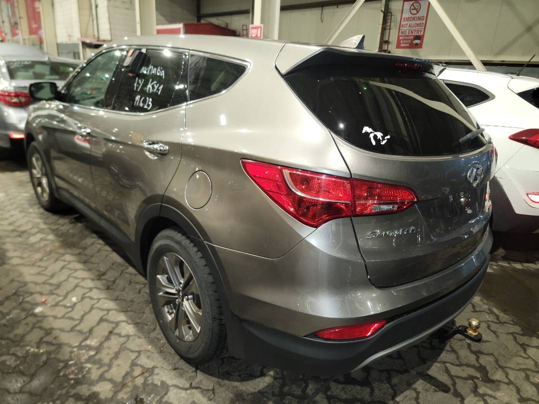 2016 HYUNDAI SANTA FE — 147267 Miles — Lot 37803574 - Marhaba Auctions Used Cars - Image 4
