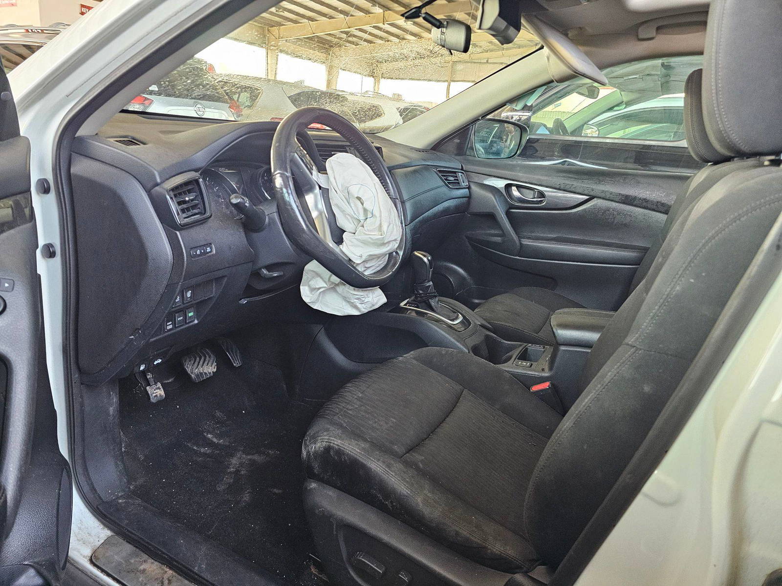 NISSAN ROGUE 2017 - Marhaba Auction Used Cars - Image 8