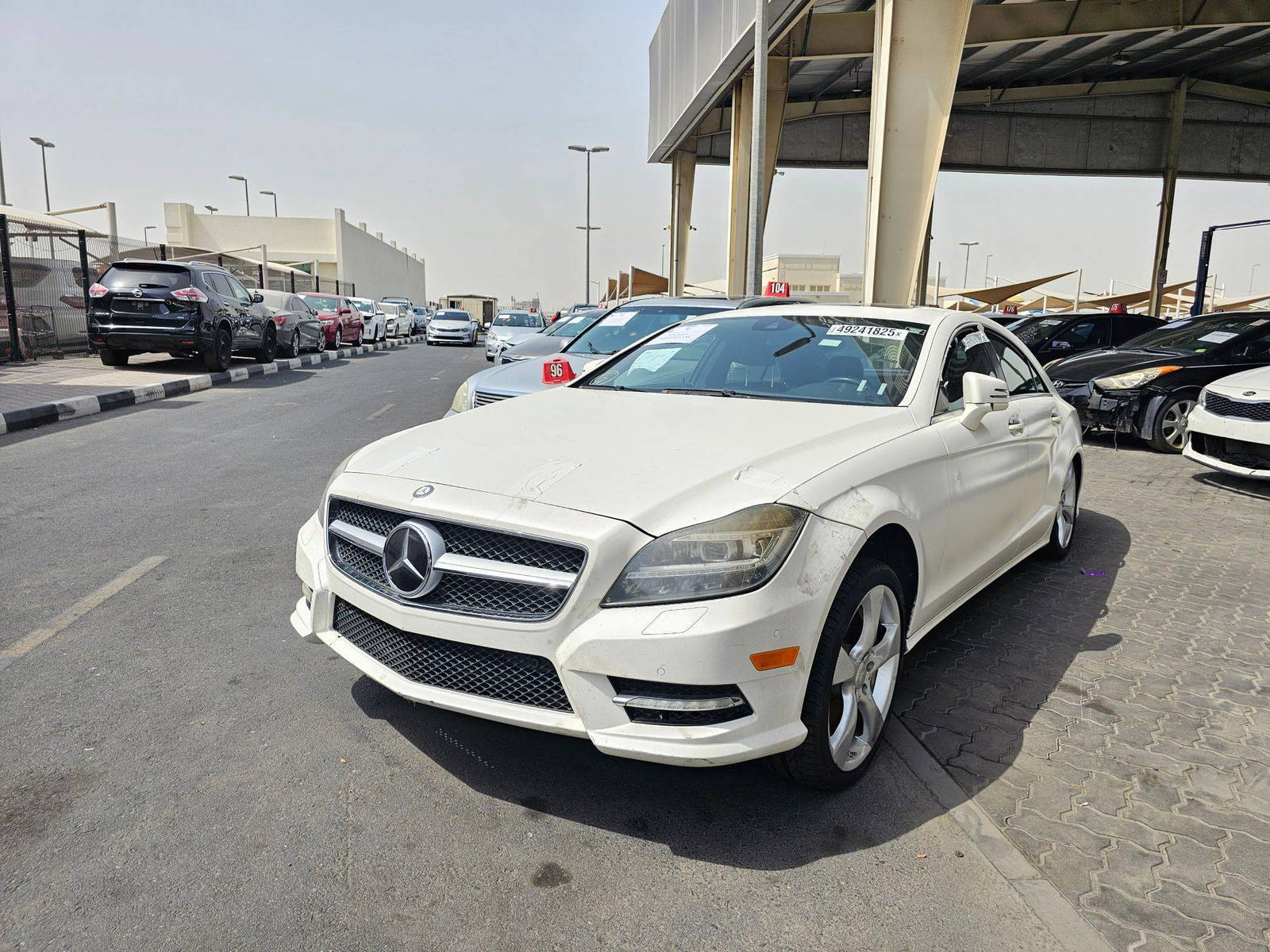 2014 MERCEDES BENZ CLS 550 — 122836 Miles — Lot 49241825 — Souq - Marhaba Auctions Used Cars - Image 3