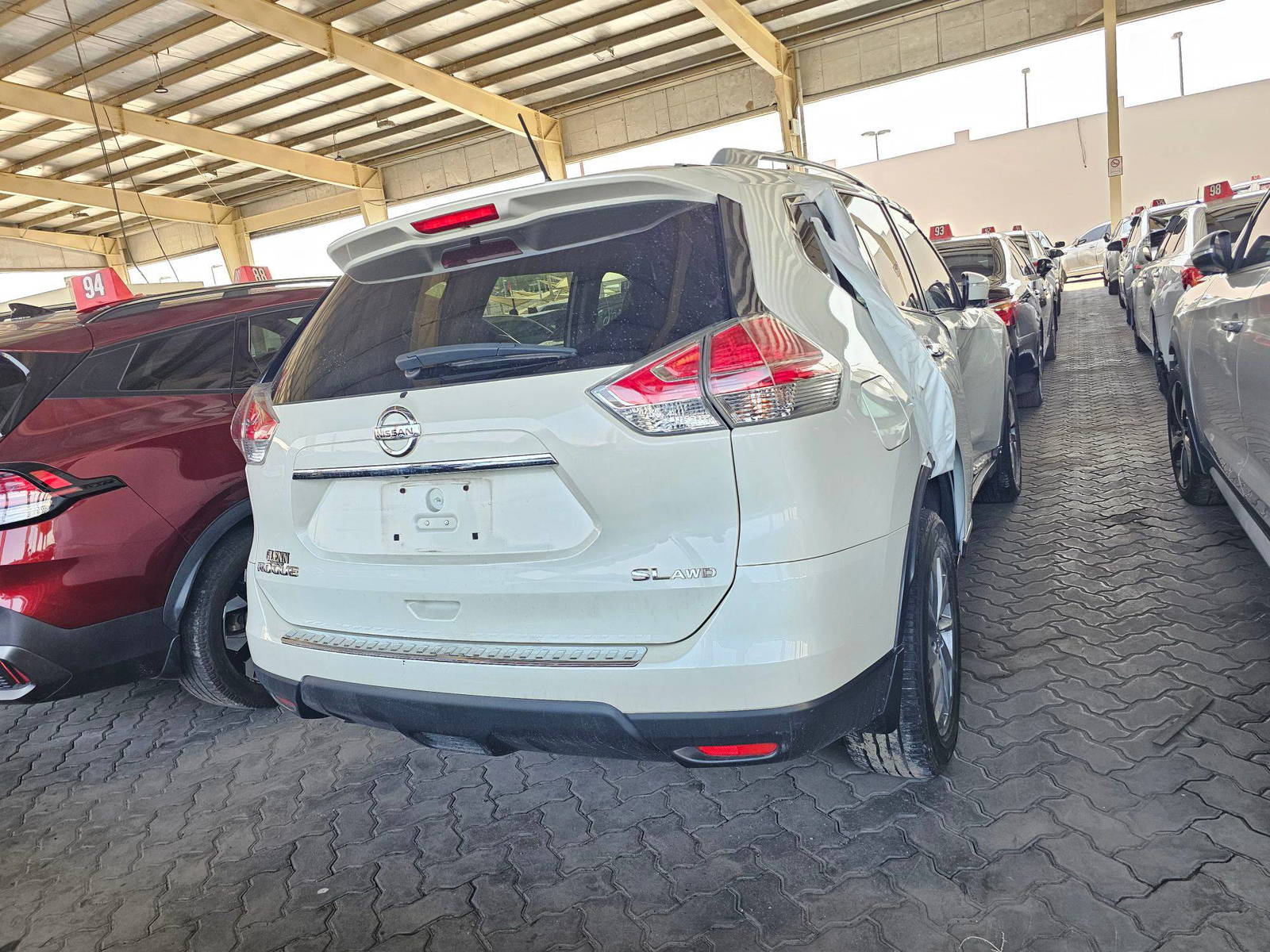 2015 NISSAN ROGUE — 115706 Miles — Lot 845619 — Souq - Marhaba Auctions Used Cars - Image 3