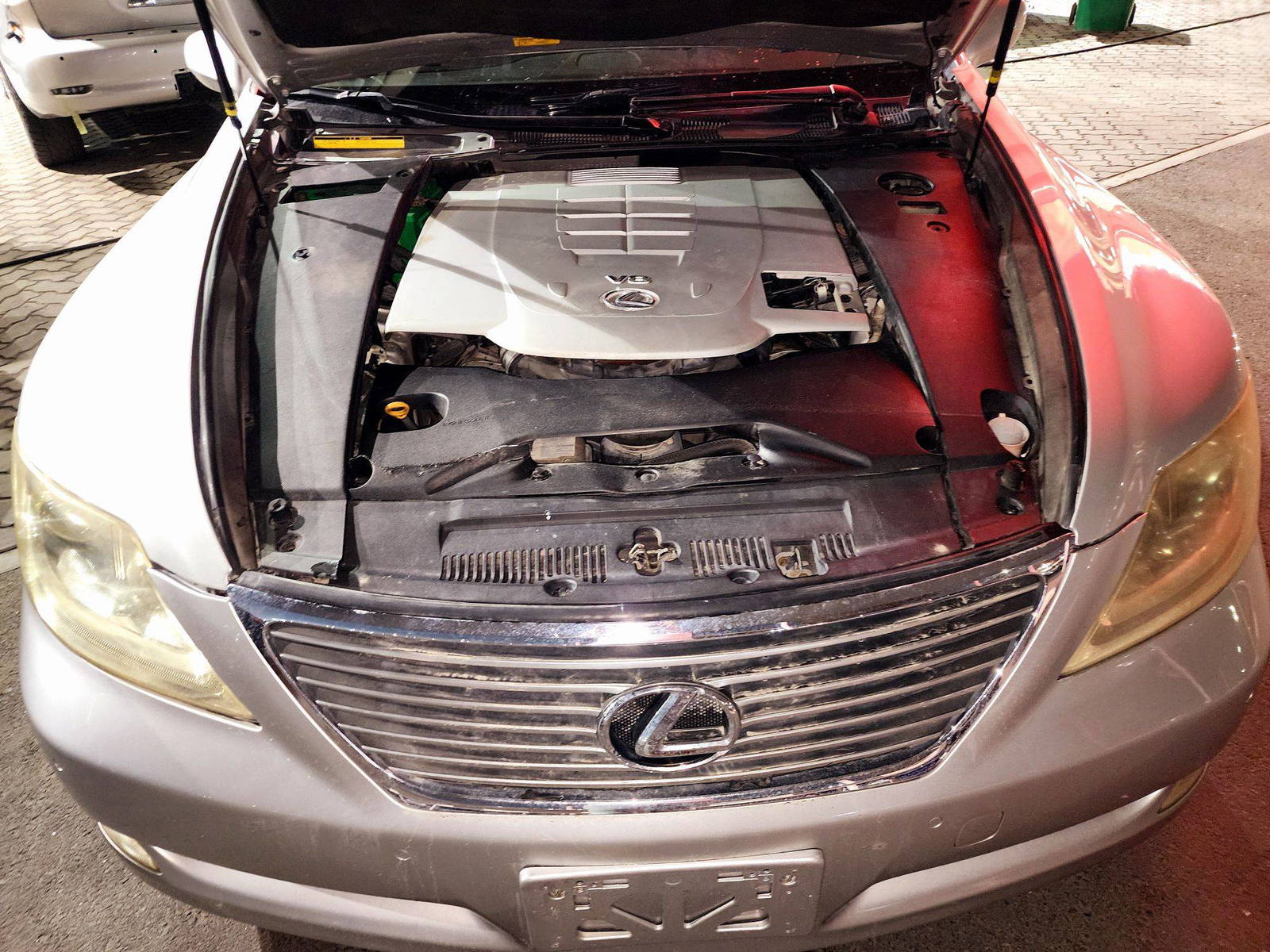 2008 LEXUS LS 460 — 150362 Miles — Lot 85052077 — Souq - Marhaba Auctions Used Cars - Image 12