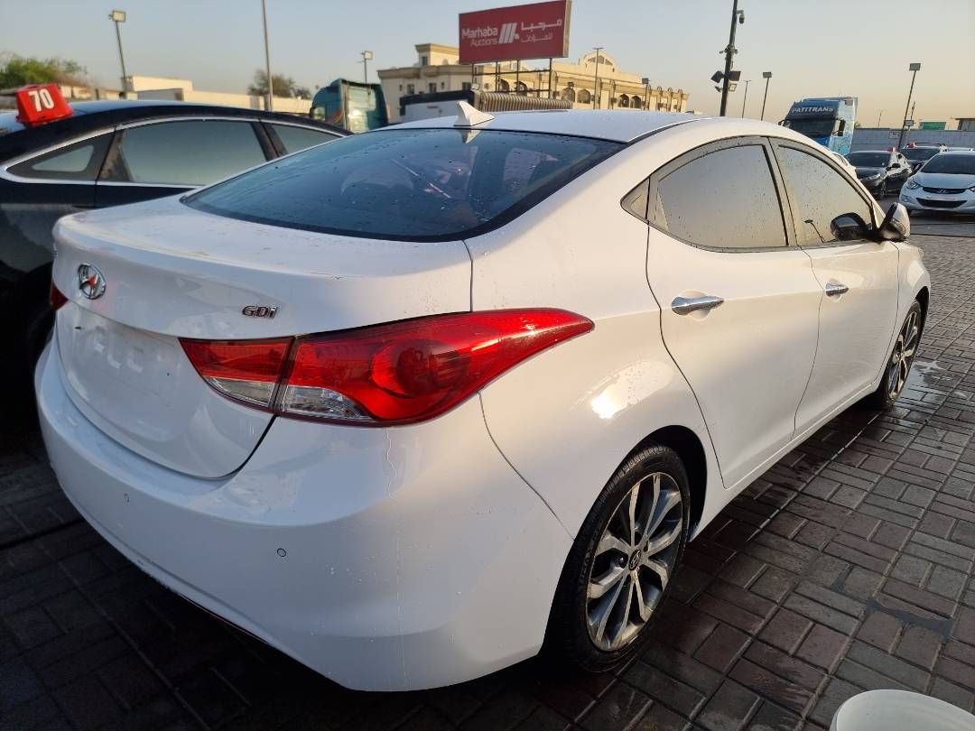 2013 HYUNDAI AVANTE — 154981 KM — Lot 215487 — Ind. 12 - Marhaba Auctions Used Cars - Image 5