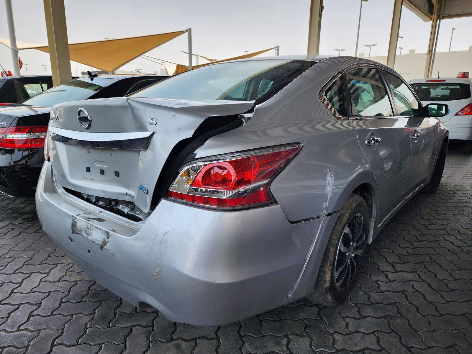 2014 NISSAN ALTIMA — 205514 Miles — Lot 46013054 — Souq - Marhaba Auctions Used Cars - Image 3