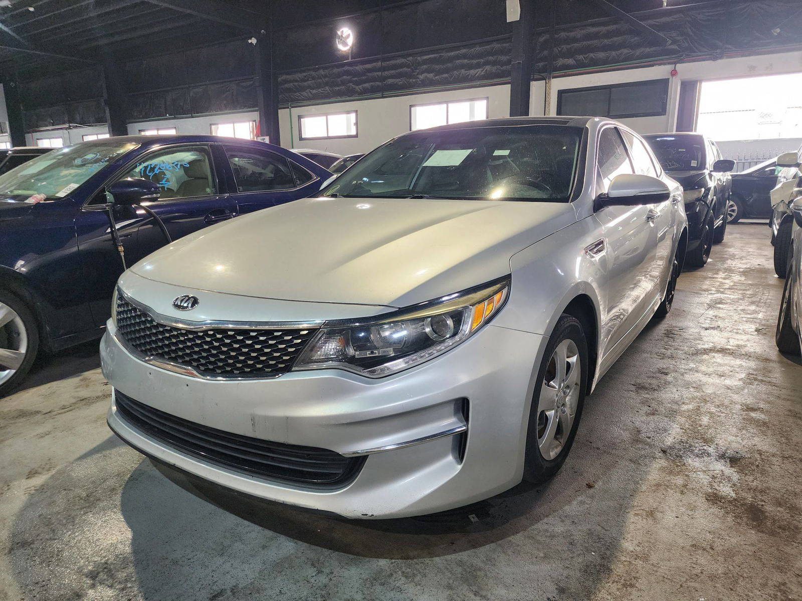 2018 KIA OPTIMA — 94856 Miles — Lot JG201029 — Main - Marhaba Auctions Used Cars - Image 4