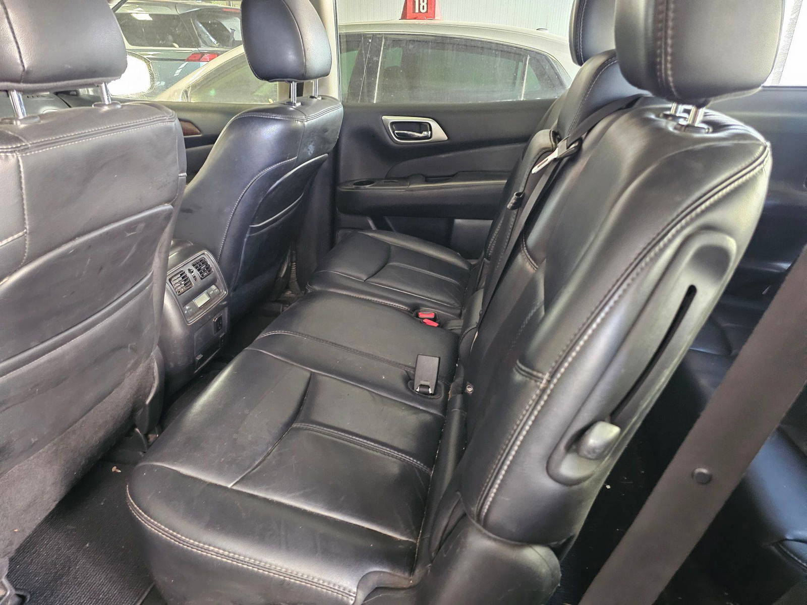 2015 NISSAN PATHFINDER — 164251 KM — Lot C630631 — Main - Marhaba Auctions Used Cars - Image 10