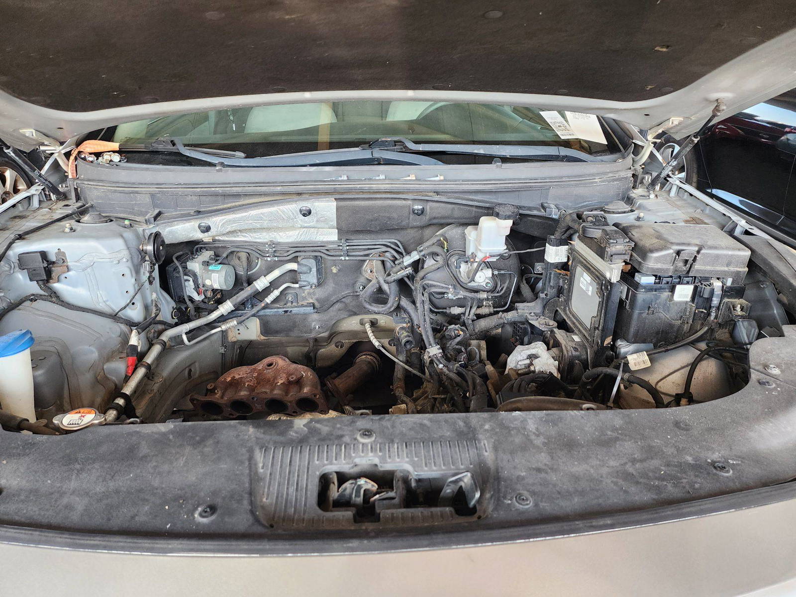 2015 HYUNDAI SONATA — 201355 Miles — Lot FH008712 — Souq - Marhaba Auctions Used Cars - Image 11