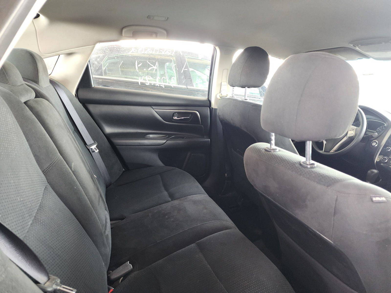 2015 NISSAN ALTIMA — 179895 Miles — Lot 38860328 — Souq - Marhaba Auctions Used Cars - Image 4