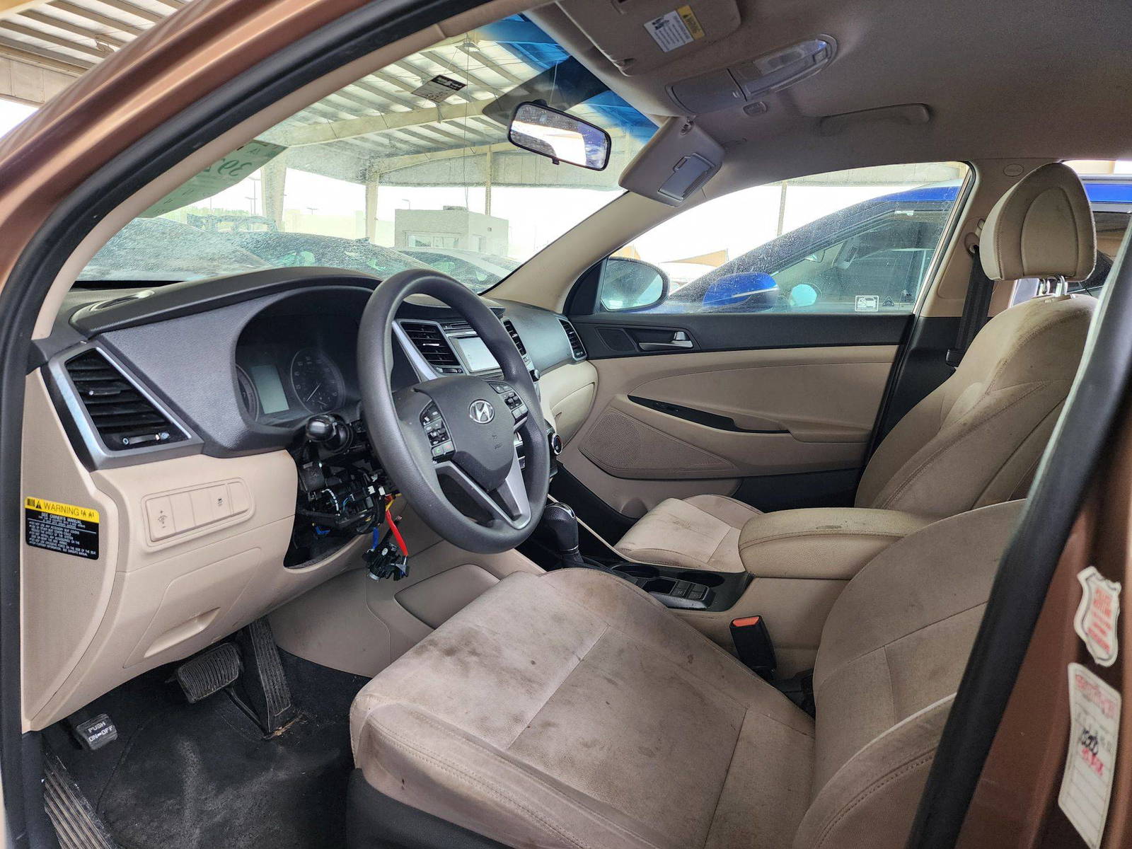 2017 HYUNDAI TUCSON — 115031 Miles — Lot 39260677 — Souq - Marhaba Auctions Used Cars - Image 8