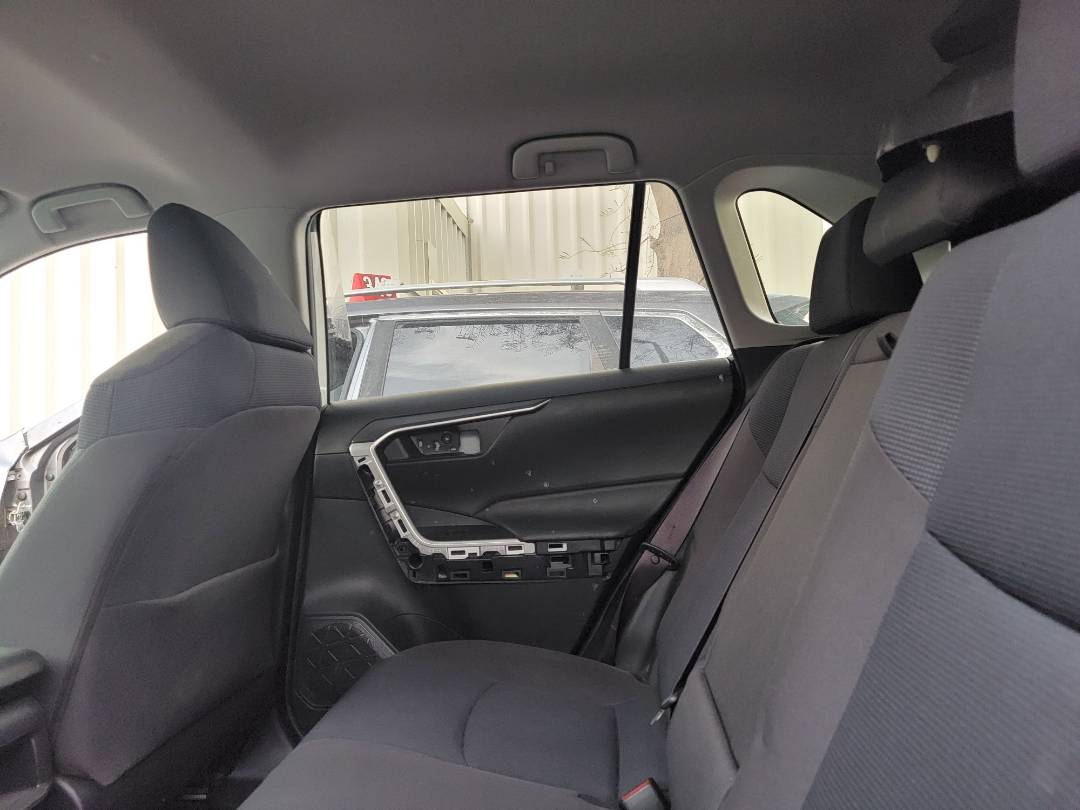 2019 TOYOTA RAV4 — 37928 Miles — Lot 48244594 — Main - Marhaba Auctions Used Cars - Image 8
