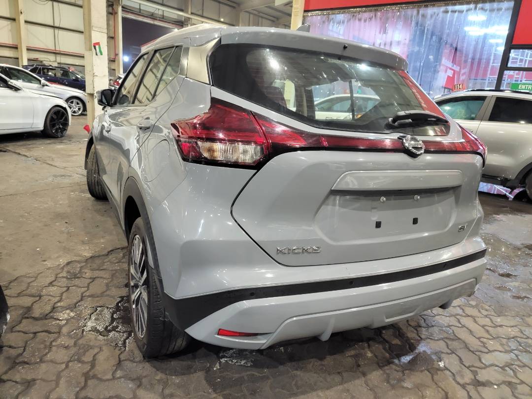 2021 NISSAN KICKS — 148514 Miles — Lot 62473185 — Ind. 12 - Marhaba Auctions Used Cars - Image 3