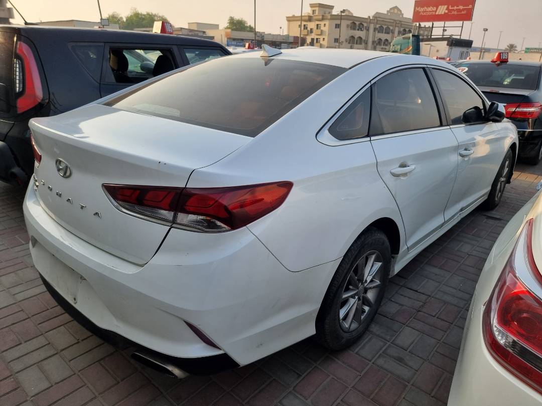 2018 HYUNDAI SONATA — 150416 Miles — Lot 237445 — Souq - Marhaba Auctions Used Cars - Image 4