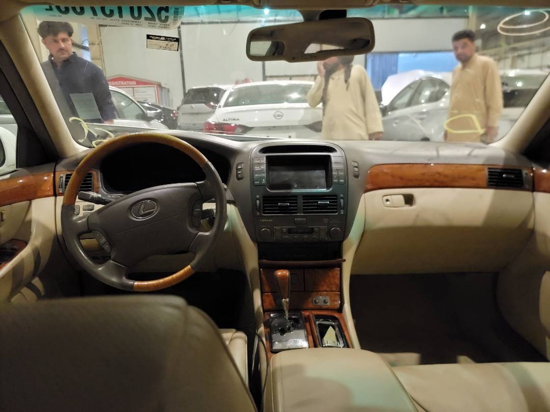 2006 LEXUS LS 430 — 187254 Miles — Lot 52013705 — Main - Marhaba Auctions Used Cars - Image 7