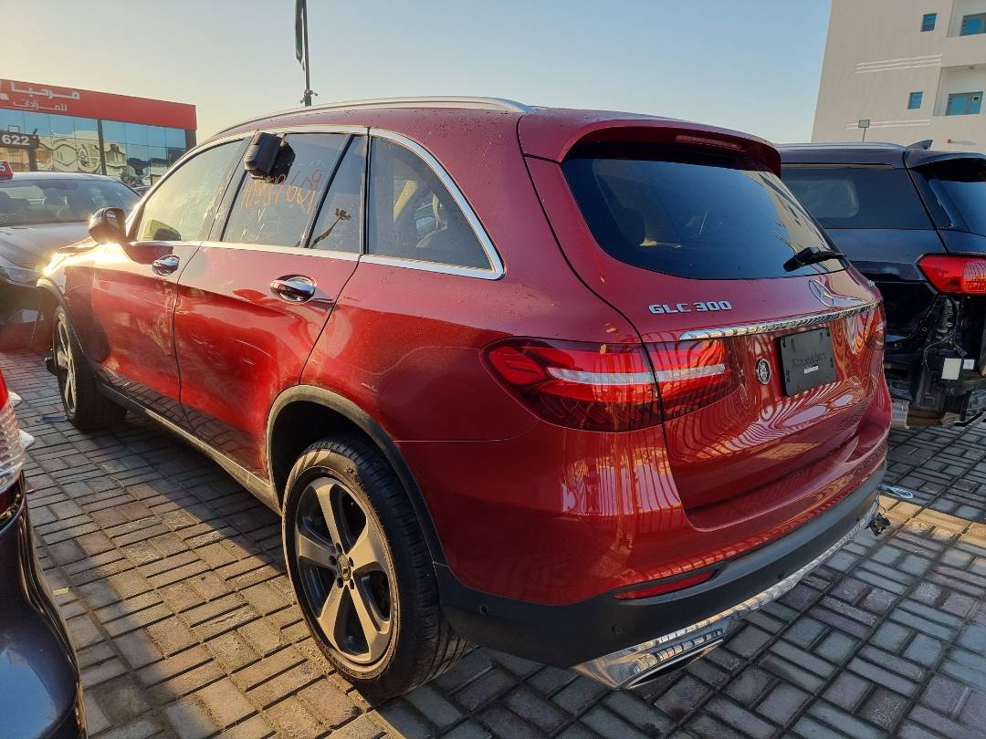 2018 MERCEDES BENZ GLC-300 — 147322 Miles — Lot 125487 — Main - Marhaba Auctions Used Cars - Image 4
