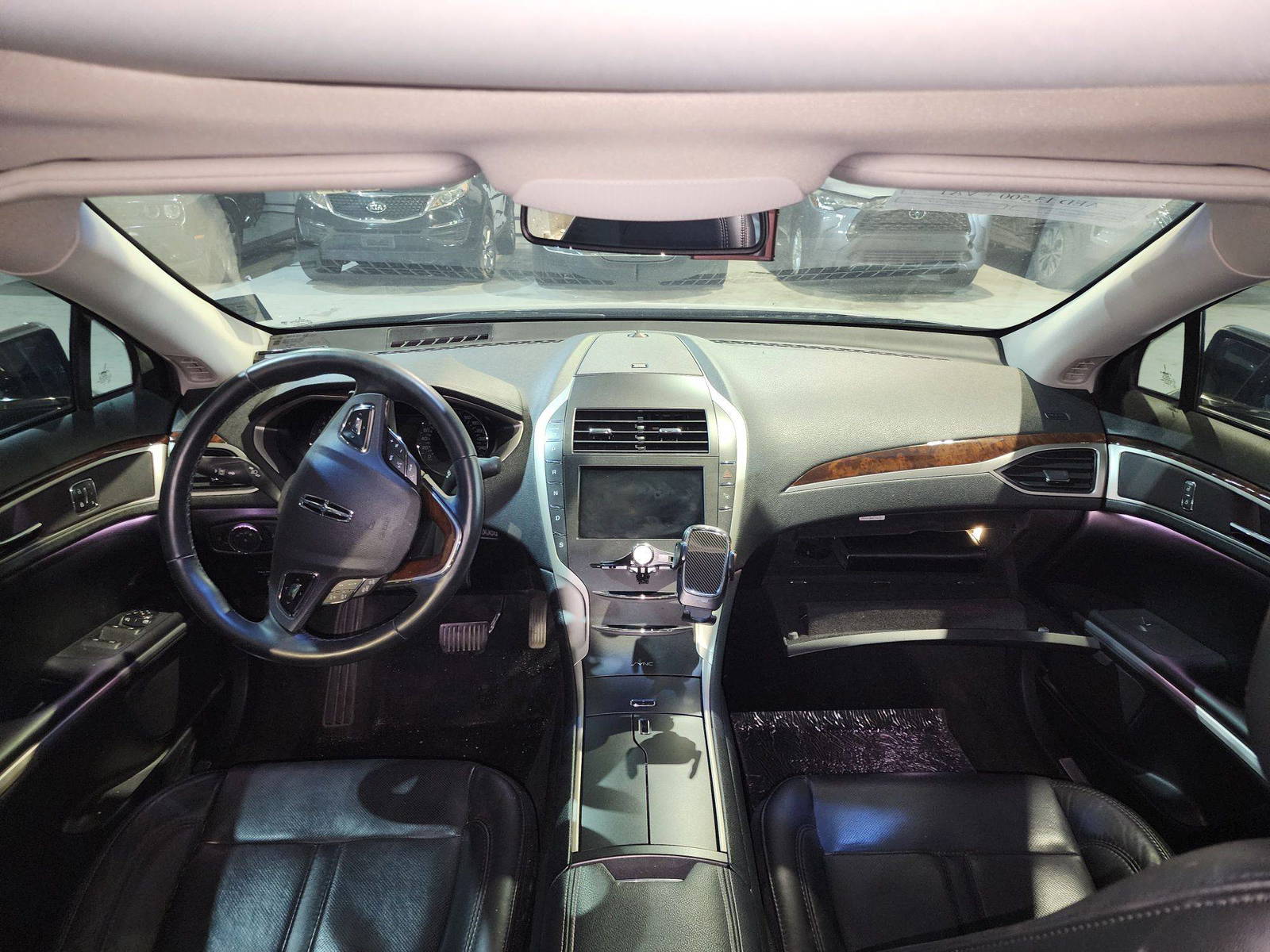 2016 LINCOLN MKZ — 148026 KM — Lot 605612 — Al Quoz - Marhaba Auctions Used Cars - Image 9
