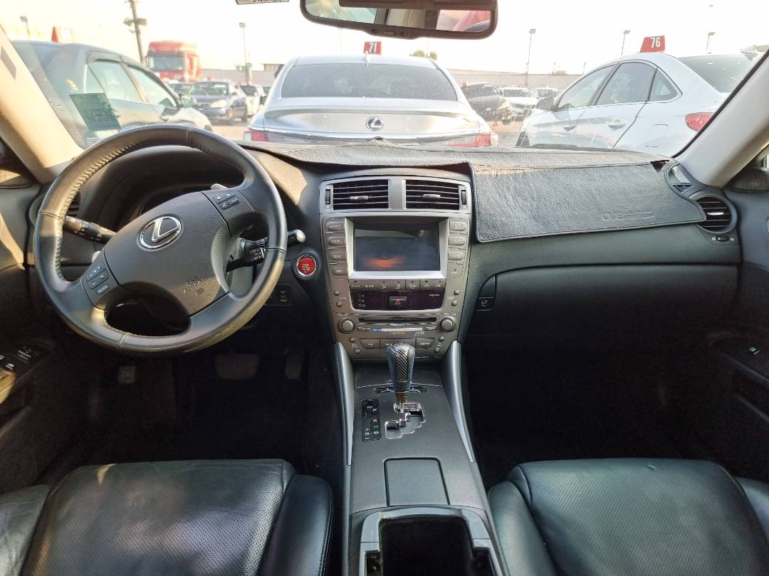 2008 LEXUS IS 250 — 244164 KM — Lot 125487 — Ind. 12 - Marhaba Auctions Used Cars - Image 8