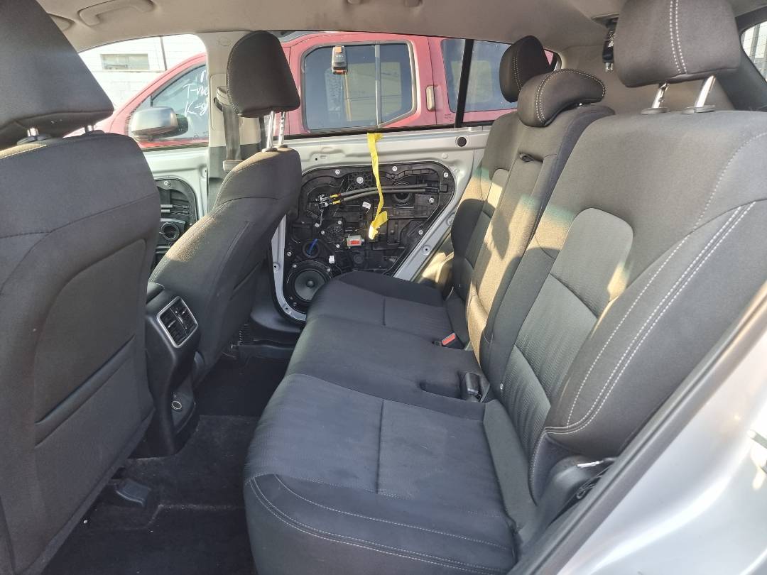 2019 KIA SPORTAGE — 74843 Miles — Lot 7543053 — Souq - Marhaba Auctions Used Cars - Image 6