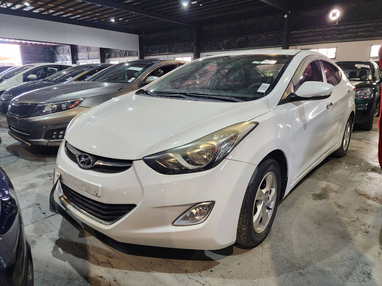 2012 HYUNDAI AVANTE — 120639 KM — Lot 279477 — Al Quoz - Marhaba Auctions Used Cars - Image 6