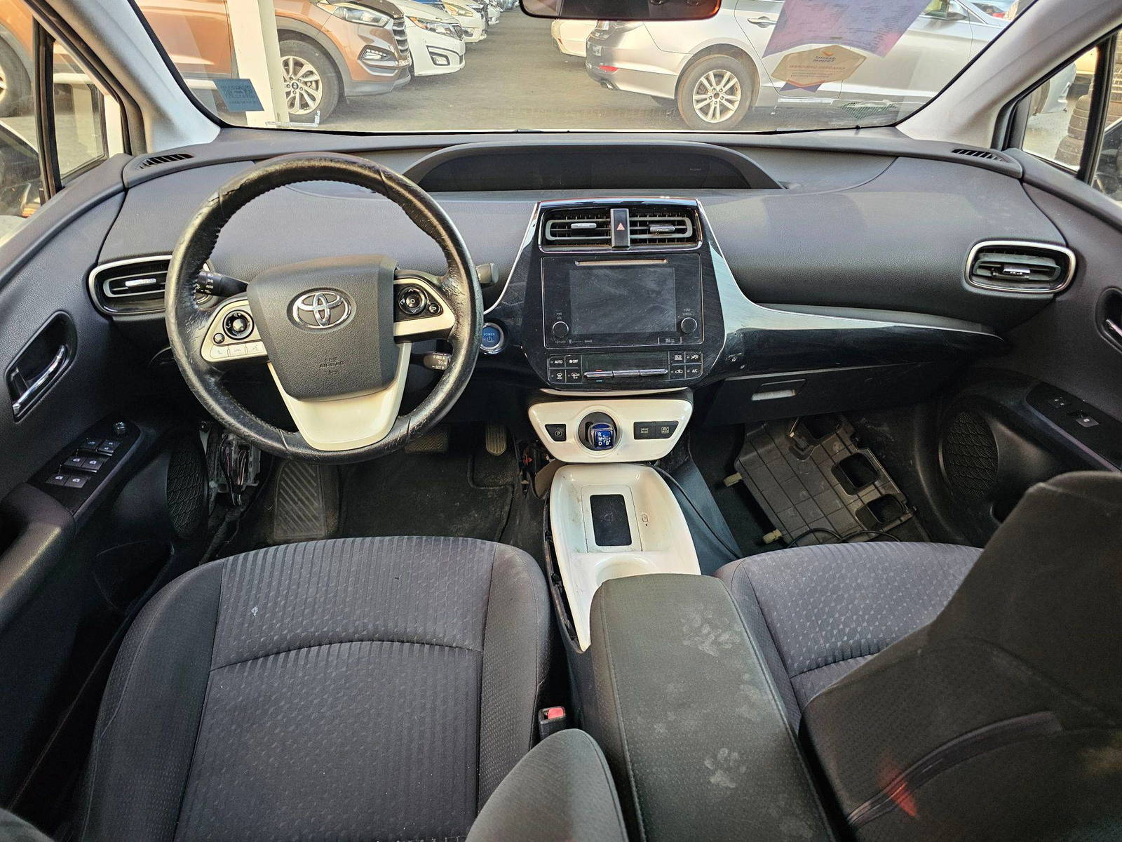 2016 TOYOTA PRIUS — 143335 Miles — Lot 3508677 — Souq - Marhaba Auctions Used Cars - Image 8