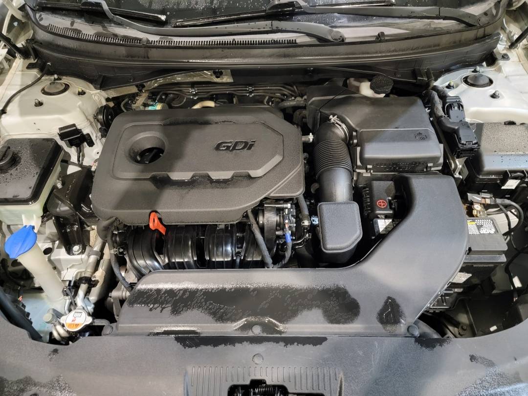 2017 HYUNDAI SONATA — 132097 Miles — Lot HH562310 — Main - Marhaba Auctions Used Cars - Image 9