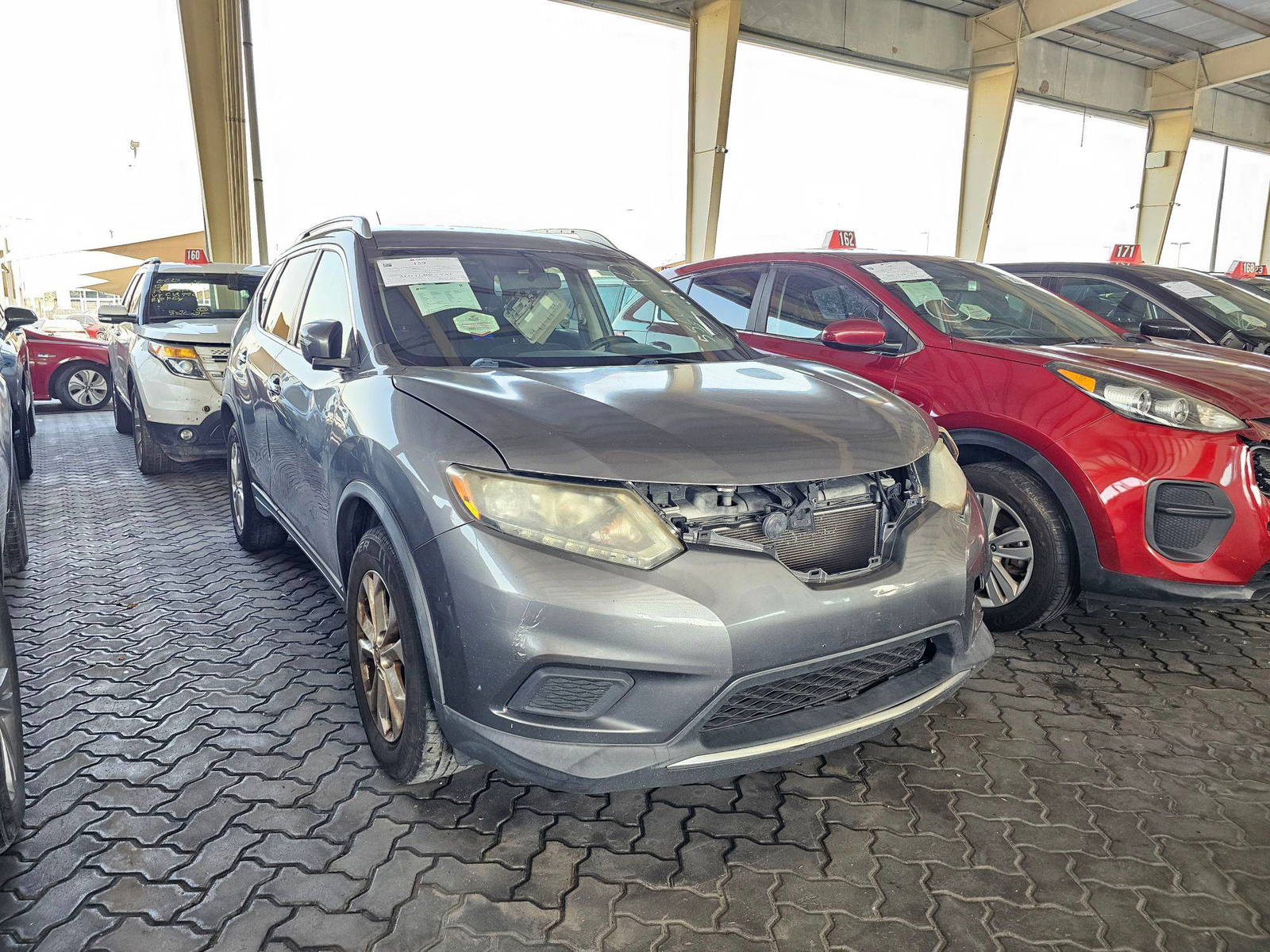 2015 NISSAN ROGUE — 118151 Miles — Lot 4317845 — Souq - Marhaba Auctions Used Cars - Image 4