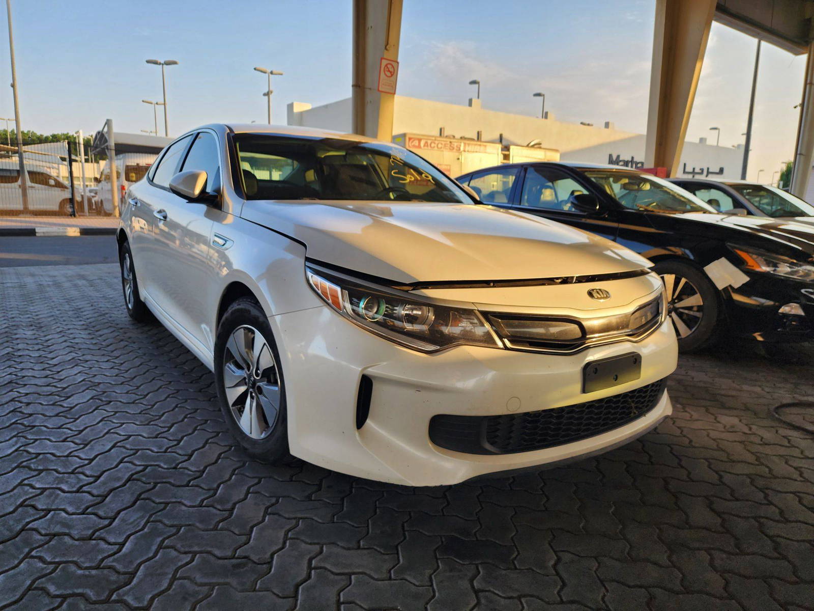 2017 KIA OPTIMA — 152391 Miles — Lot 6H5009091 — Souq - Marhaba Auctions Used Cars - Image 4