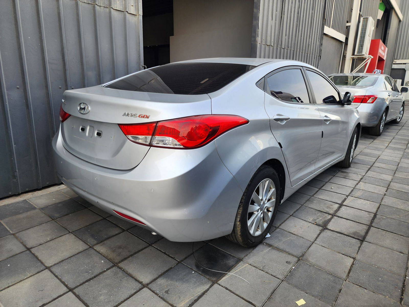 2012 HYUNDAI AVANTE — 106279 KM — Lot 214578 — Main - Marhaba Auctions Used Cars - Image 5