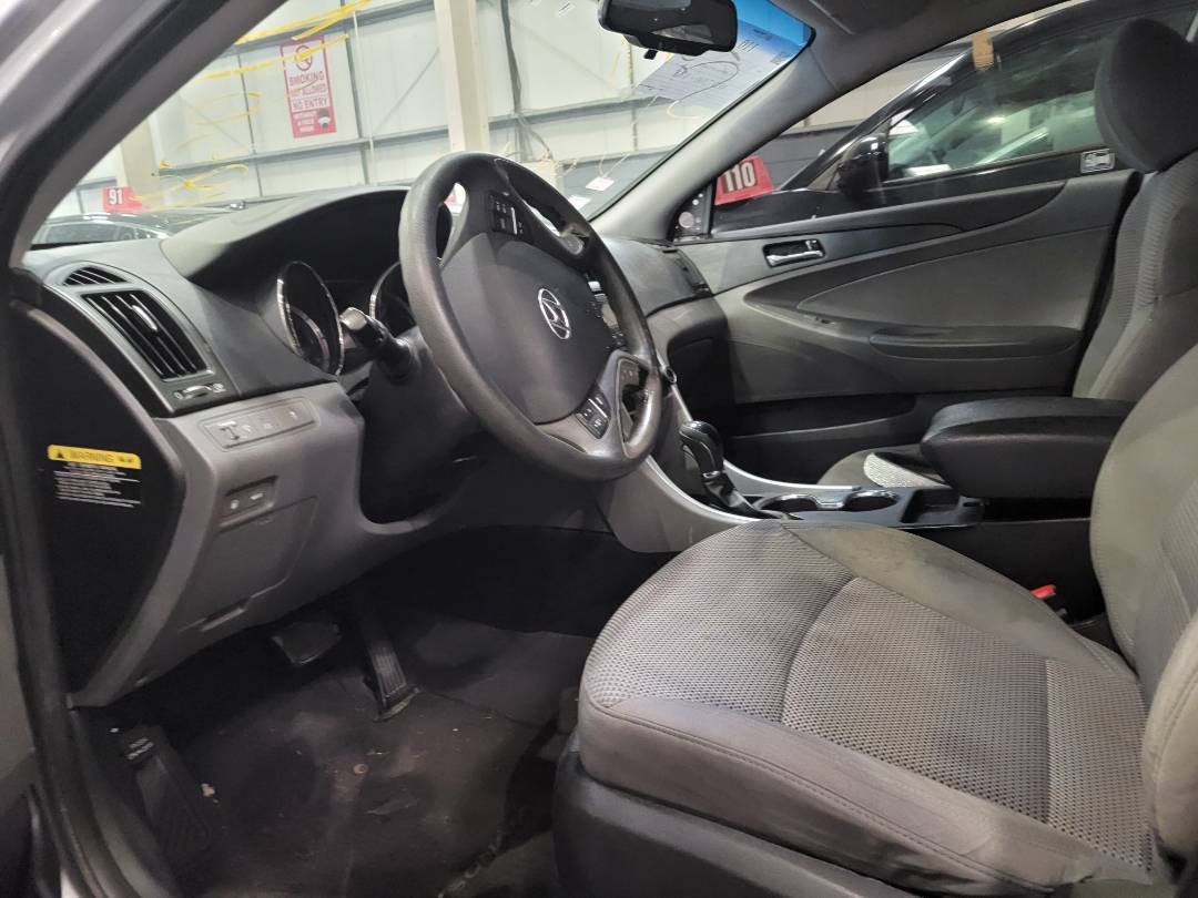 2012 HYUNDAI SONATA — 157334 Miles — Lot H485611 — Main - Marhaba Auctions Used Cars - Image 8