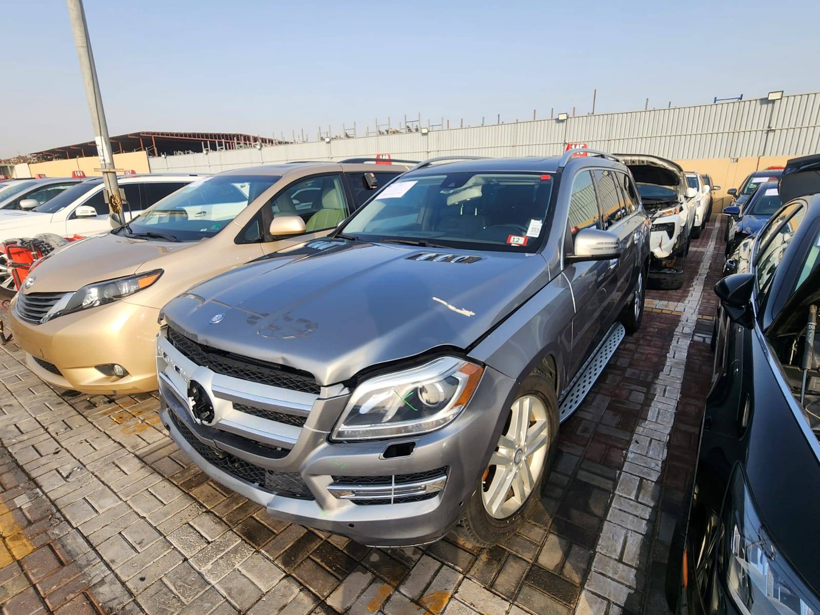 2016 MERCEDES BENZ GL 450 — 149106 Miles — Lot GA649163 — Main - Marhaba Auctions Used Cars - Image 11
