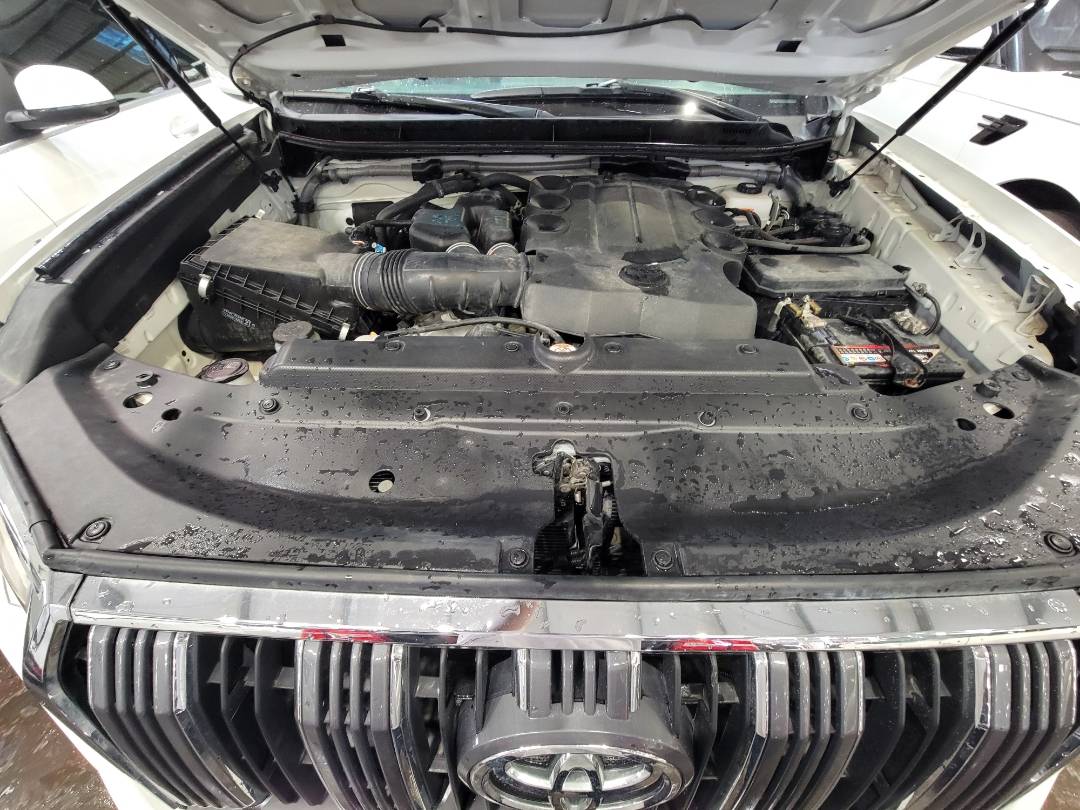 2023 TOYOTA LAND CRUISER PRADO — 22670 KM — Lot PK231362 — Main - Marhaba Auctions Used Cars - Image 11