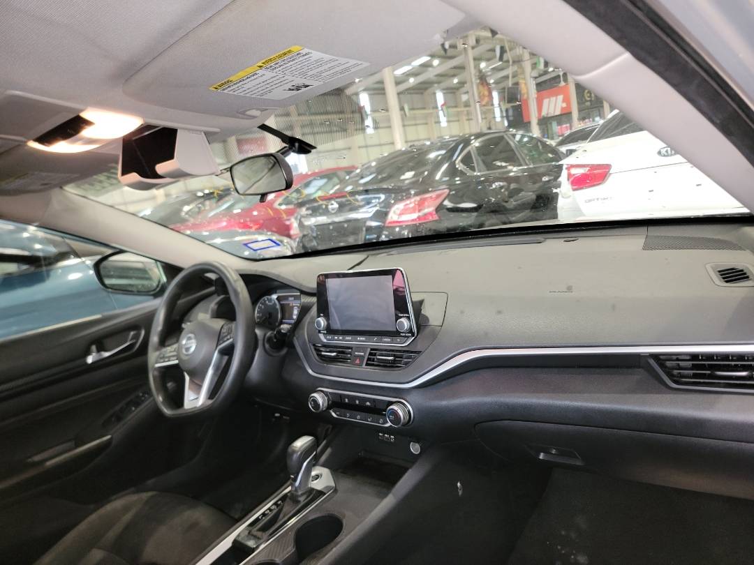 2020 NISSAN ALTIMA — 129160 Miles — Lot 79922953 - Marhaba Auctions Used Cars - Image 5