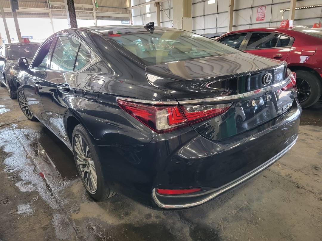 2021 LEXUS ES 250 — 14910 Miles — Lot 421211021 - Marhaba Auctions Used Cars - Image 3
