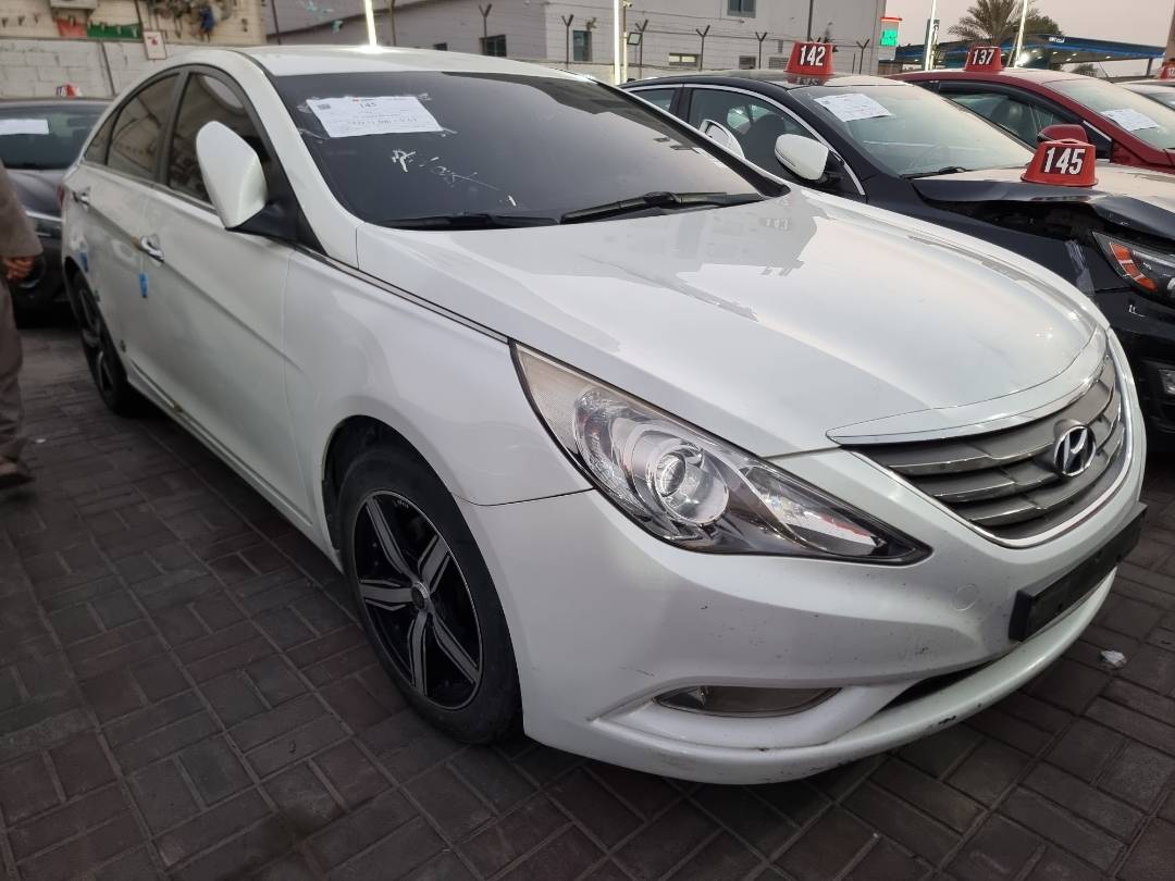 2012 HYUNDAI SONATA — 196699 KM — Lot 352517 — Main - Marhaba Auctions Used Cars - Image 3