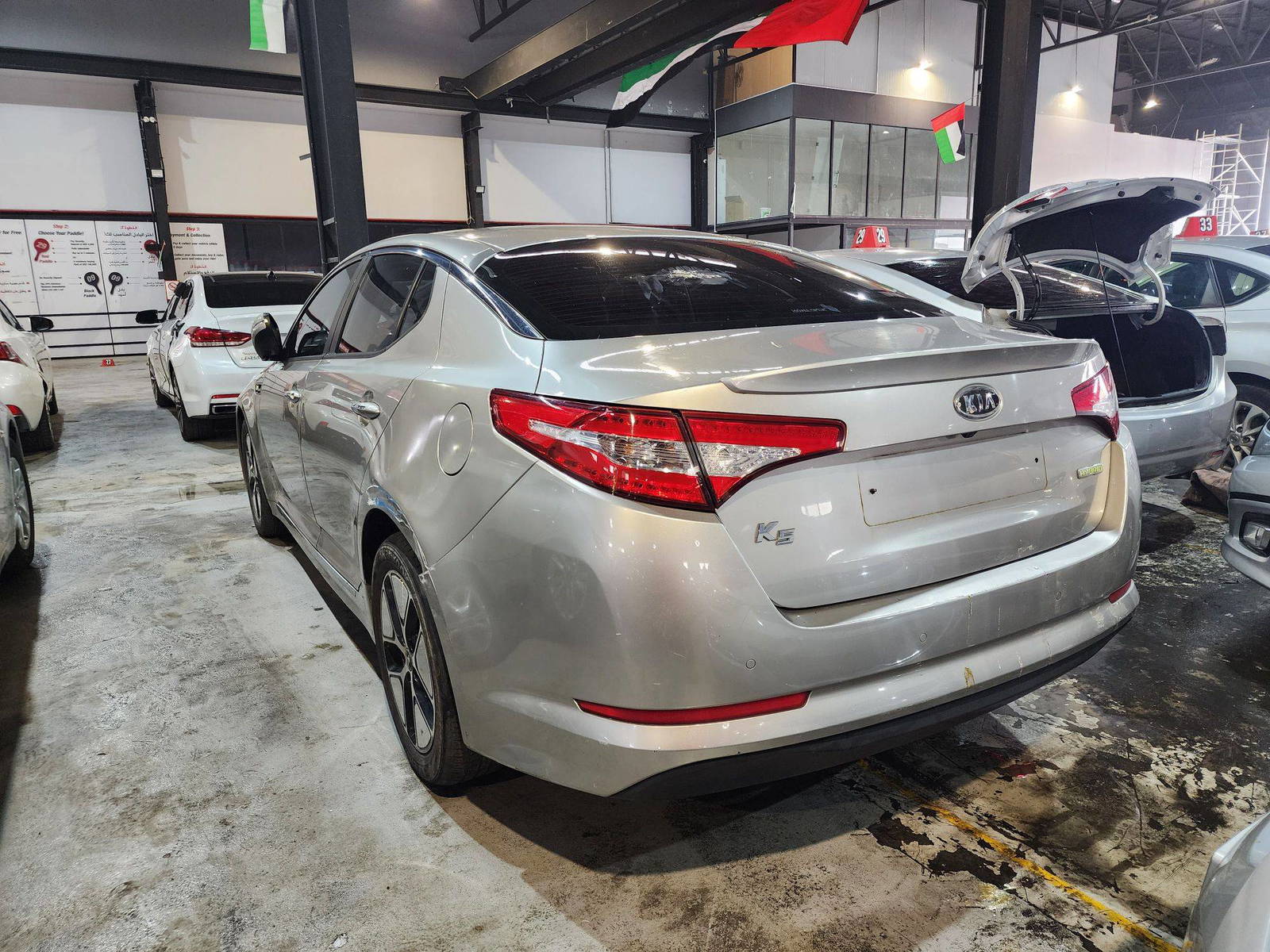 2012 KIA K5 — 133733 KM — Lot 005470 — Al Quoz - Marhaba Auctions Used Cars - Image 3