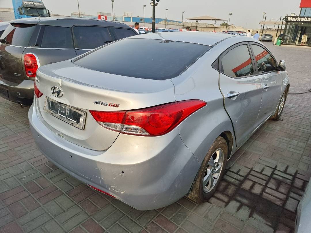 2011 HYUNDAI AVANTE — 158479 KM — Lot 014426 — Ind. 12 - Marhaba Auctions Used Cars - Image 5