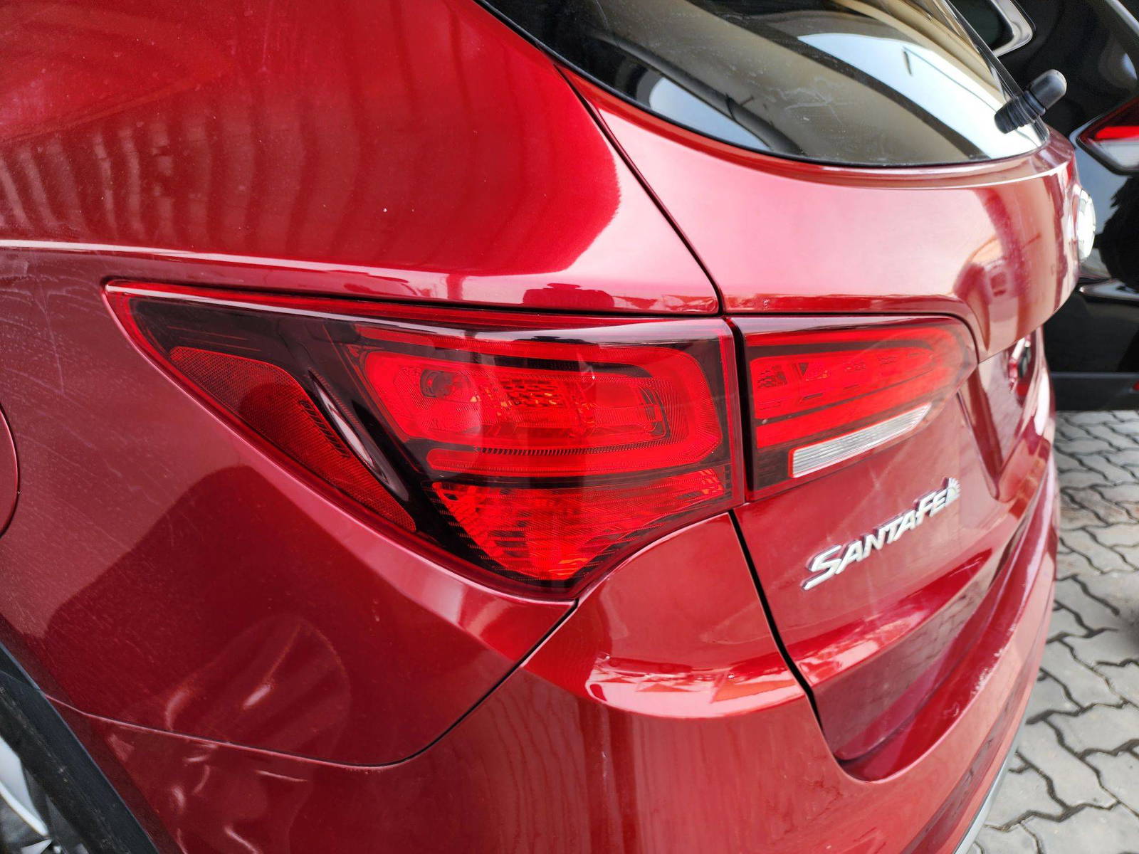 2017 HYUNDAI SANTA FE — 115812 Miles — Lot 40054884 — Souq - Marhaba Auctions Used Cars - Image 8
