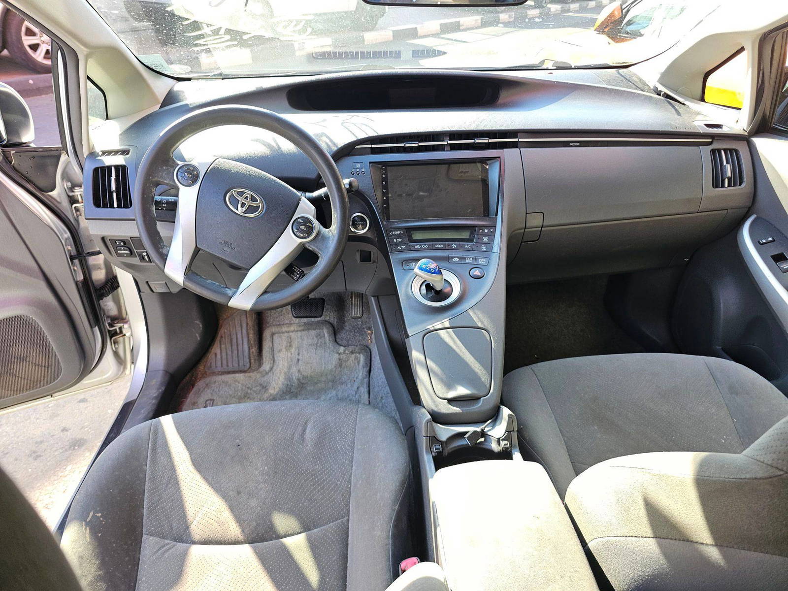 2010 TOYOTA PRIUS — 221311 Miles — Lot 6A0210774 — Souq - Marhaba Auctions Used Cars - Image 6