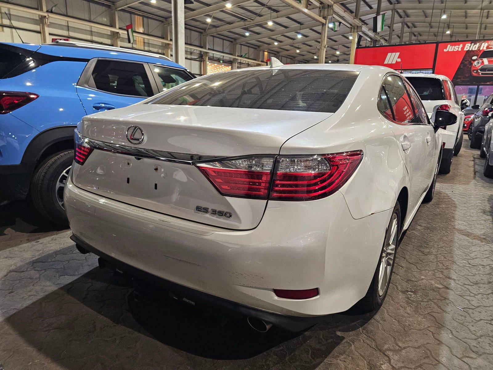 2015 LEXUS ES 350 — 98470 Miles — Lot 2200844 — Main - Marhaba Auctions Used Cars - Image 3