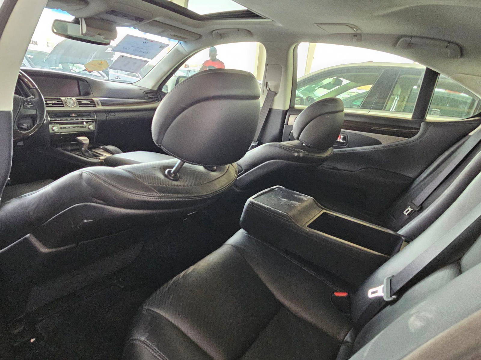 2015 LEXUS LS 460 — 158601 Miles — Lot XF5133806 — Souq - Marhaba Auctions Used Cars - Image 6