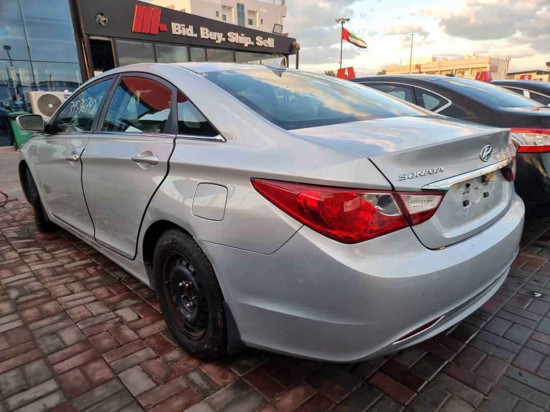 2012 HYUNDAI SONATA — 156297 Miles — Lot 215487 — Ind. 12 - Marhaba Auctions Used Cars - Image 5