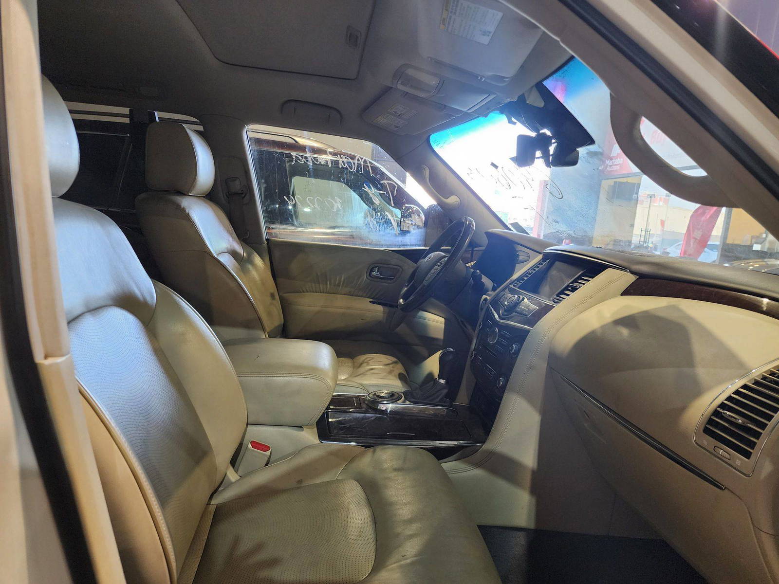 2017 INFINITI QX80 — 120152 Miles — Lot 60391994 — Souq - Marhaba Auctions Used Cars - Image 7