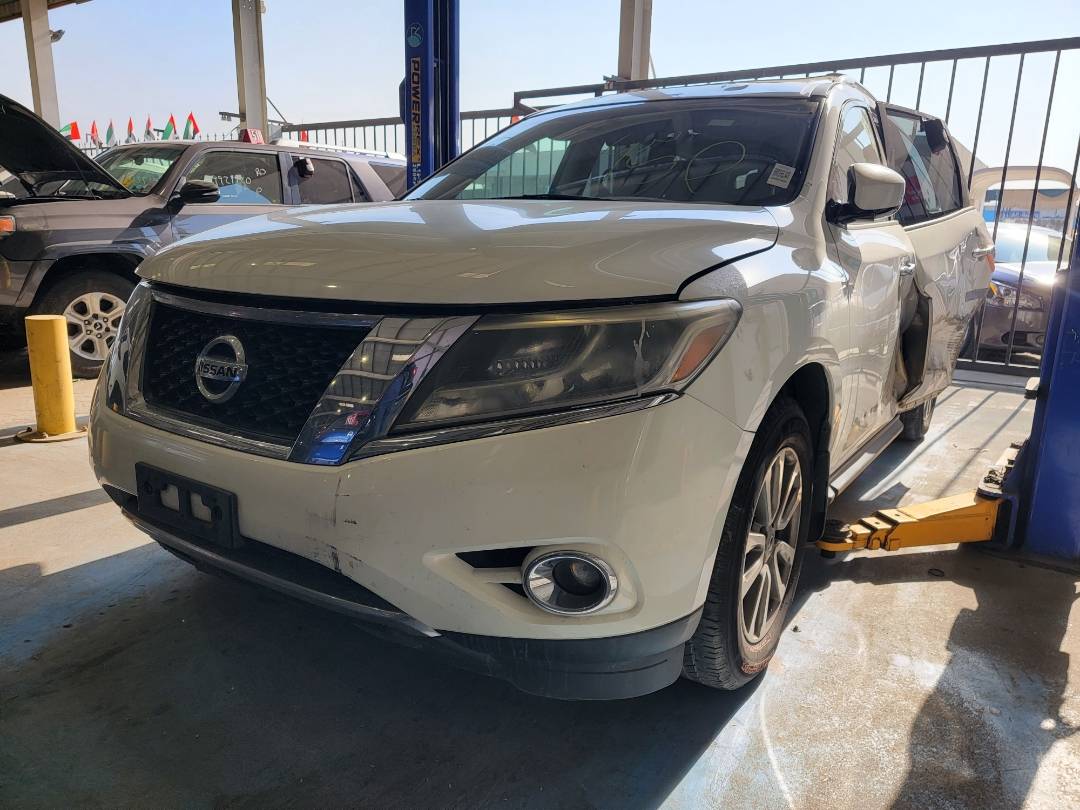 2015 NISSAN PATHFINDER — 186839 Miles — Lot FC651902 — Main - Marhaba Auctions Used Cars - Image 3