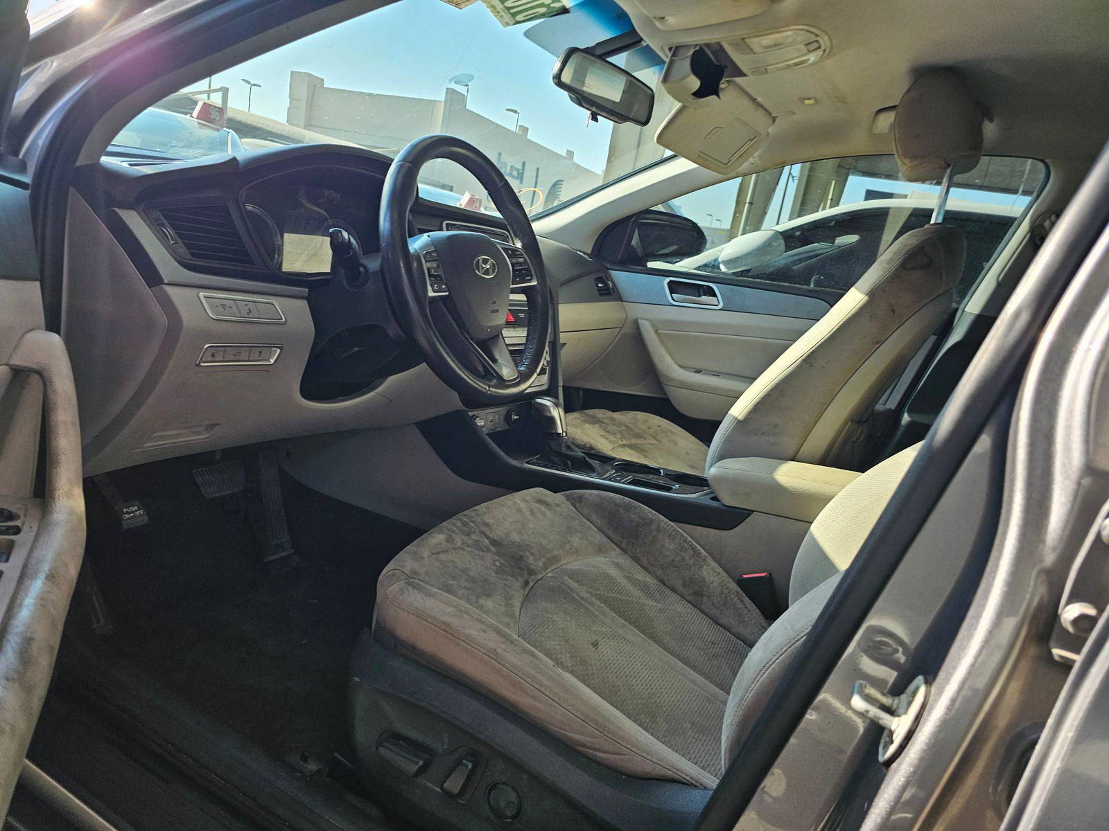 HYUNDAI SONATA 2018 - Marhaba Auction Used Cars - Image 7